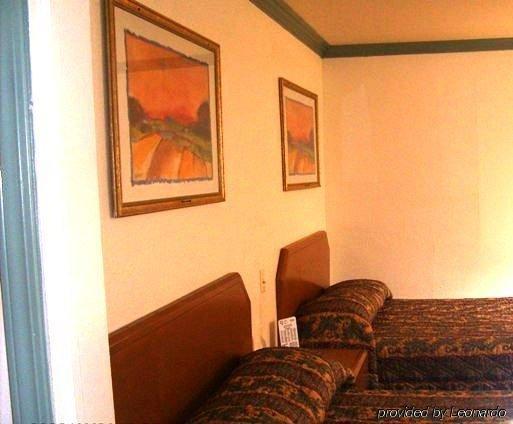 סנטה מריה Town And Country Inn חדר תמונה